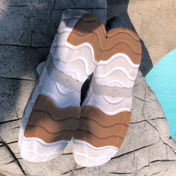 SPERRY (13) Men’s Water Strider White Rubber Water Shoes - Picture 6 of 12